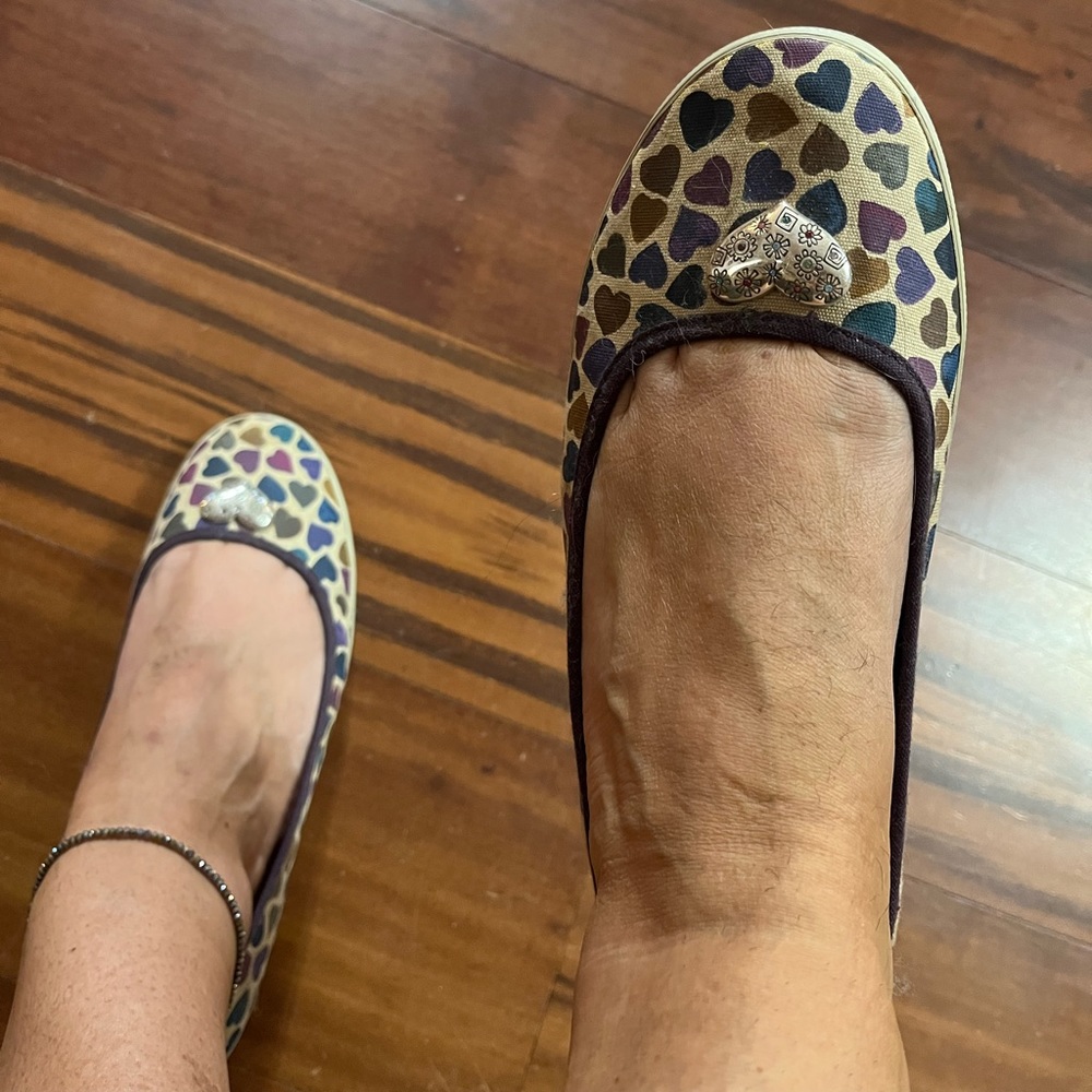 Brighton flats in cute heart print!